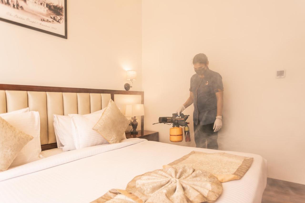 Amritara Sadka Amritsar Hotel Kültér fotó