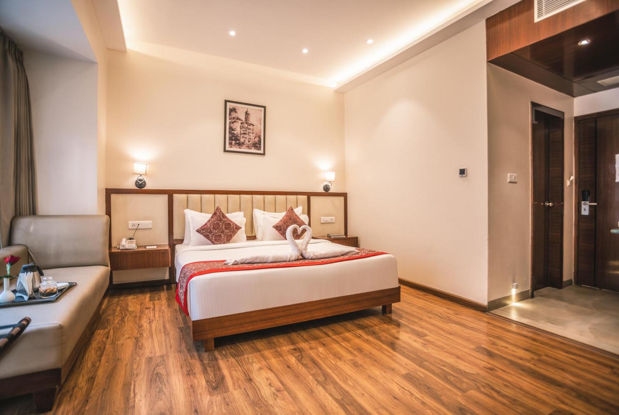 Amritara Sadka Amritsar Hotel Kültér fotó