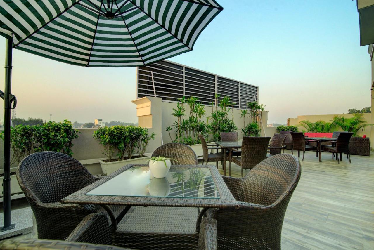 Amritara Sadka Amritsar Hotel Kültér fotó